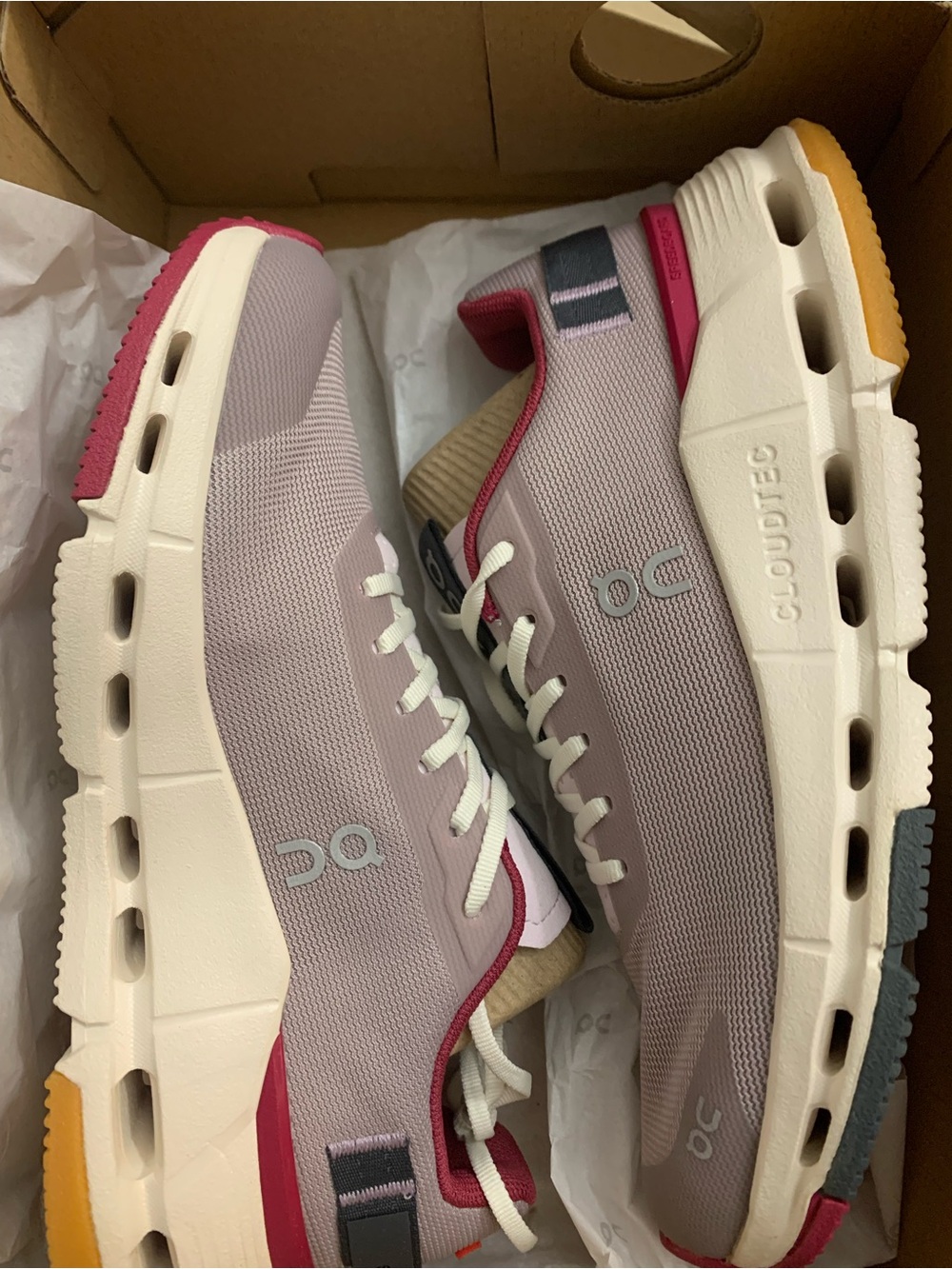 On Running Cloudnova Forum 2 - Orchid Rose & White Women's Trainers